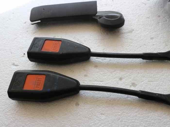 ceinture de sécurité AVANT (g) ou (dr) pour BMW E21 4