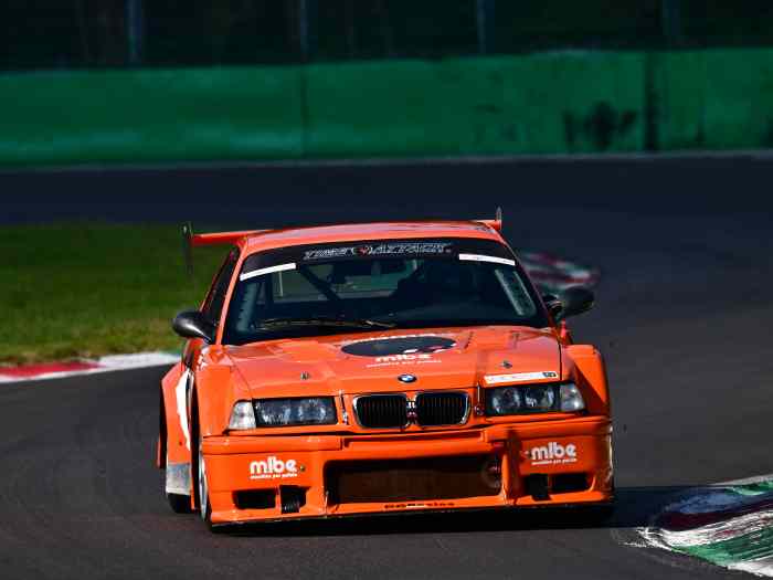 BMW M3 E36 3.2 Compétition 1