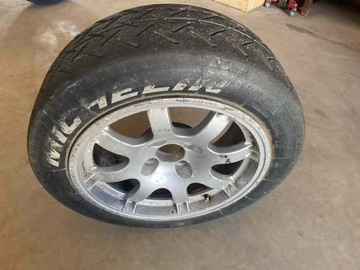 Lot de roues Speedline et pneus Michelin en 15 pouces pour Peugeot 205 : 3