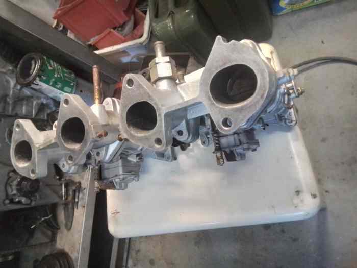 Kit carburateurs pour BMW 2002 origine 2 solex avec pipe 1