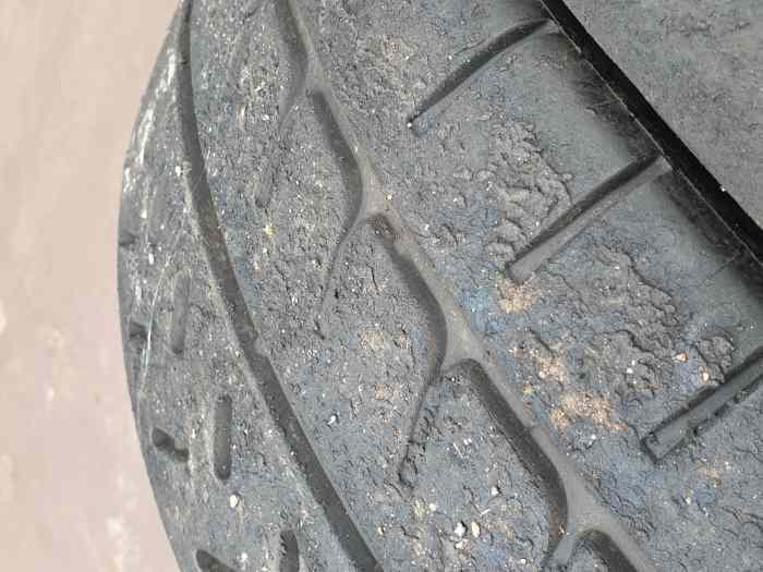 Vds pneus michelin R21 1