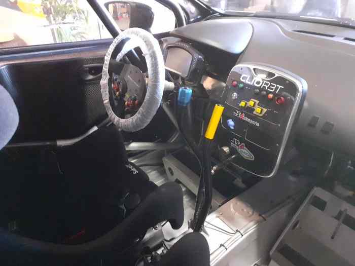 Vends Clio R3T Toute Evo + Carto Bio 3