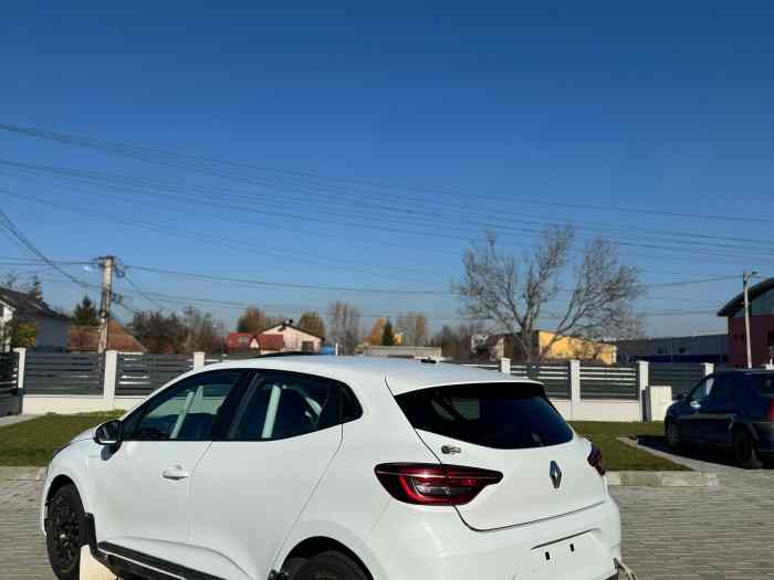 Renault Clio Rally5 4