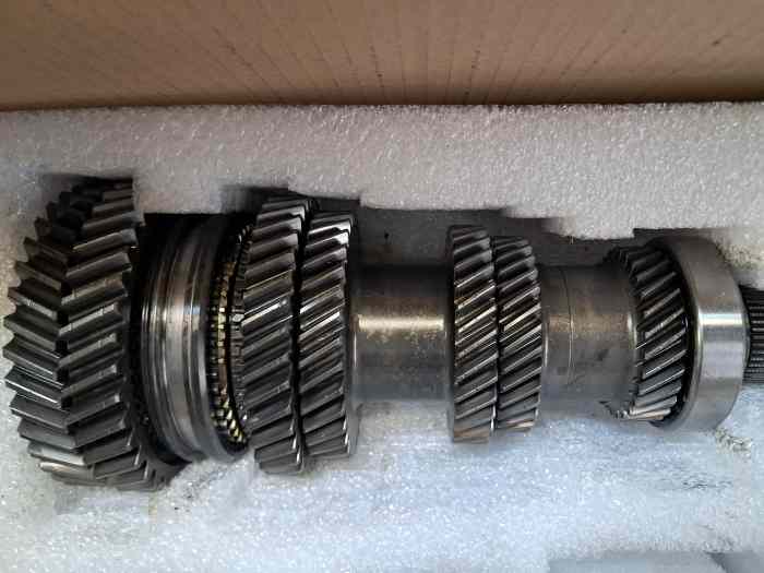 Kit boîte à vitesse origine subaru. 3