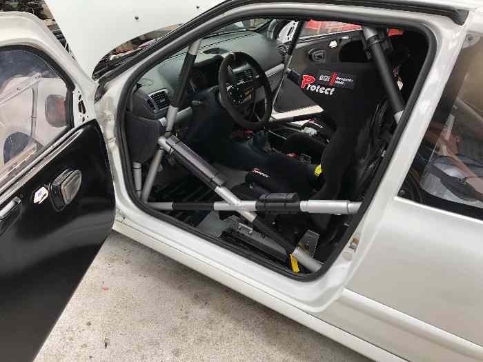 Clio 2 f214 4