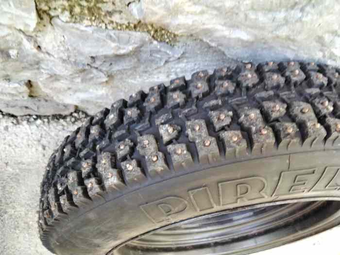 4 roues cloutées pirelli winter trophée andros sur jante tôle 4x100 tbe 135x90x16 3