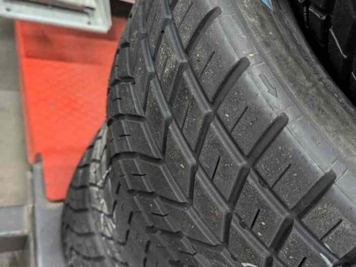 Pneu pluie pirelli