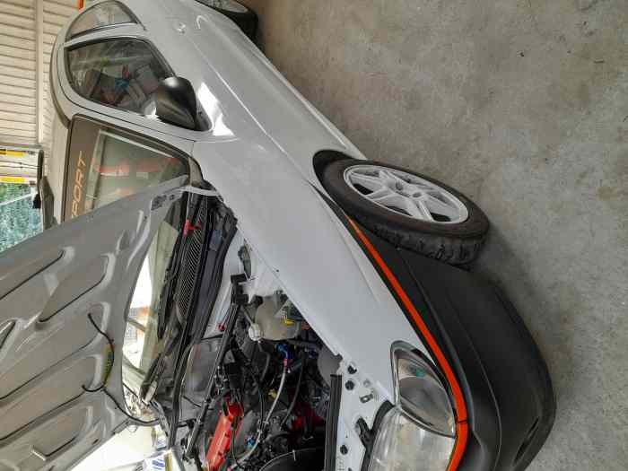 MEGANE F2000 STDSA 220CH