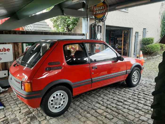 Peugeot 205 GTI 115 cv 4