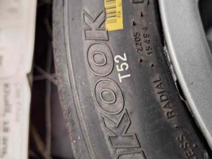 Pneus hankook Z205 VHC 15 pouces 1