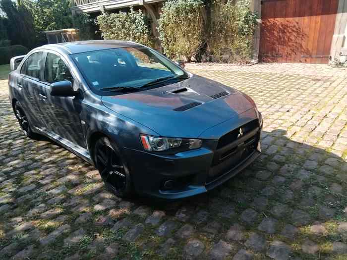 mitsubishi evo x 3