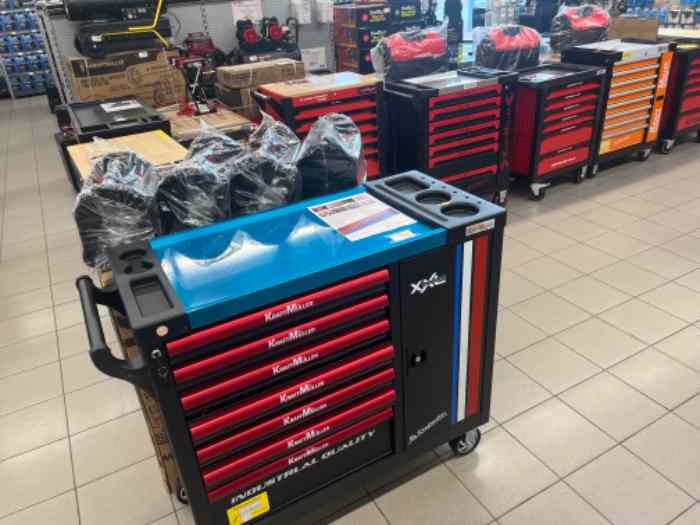 Servante atelier caisse à outil