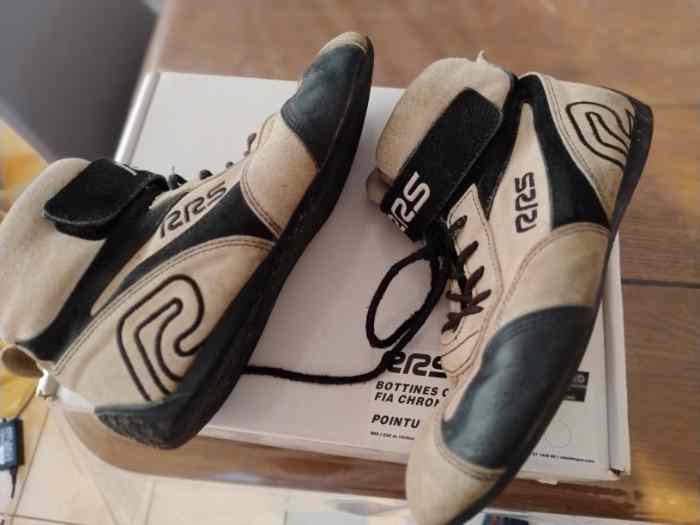 Bottines sport auto homologuées FIA 88...