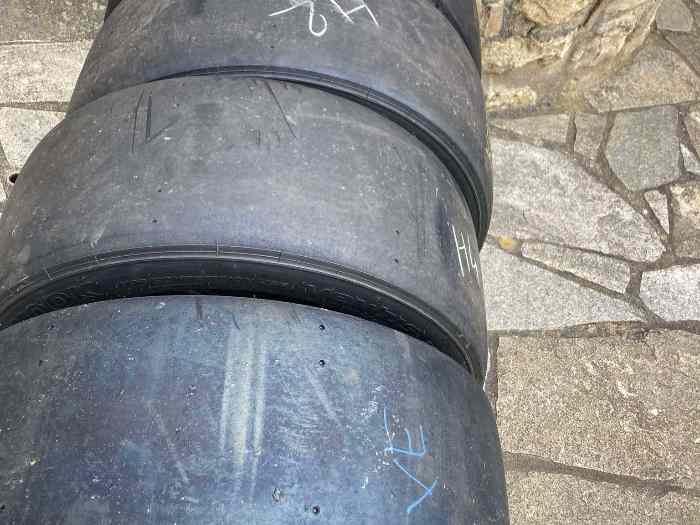 4 Hankook neufs circuit 260/66X18