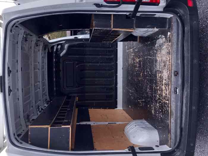 Renault Master 3 2,3L DCI 130 L2H2 2019 2