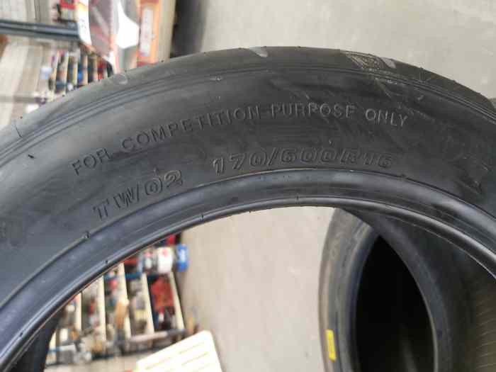 Pneu Racing Kumho 3