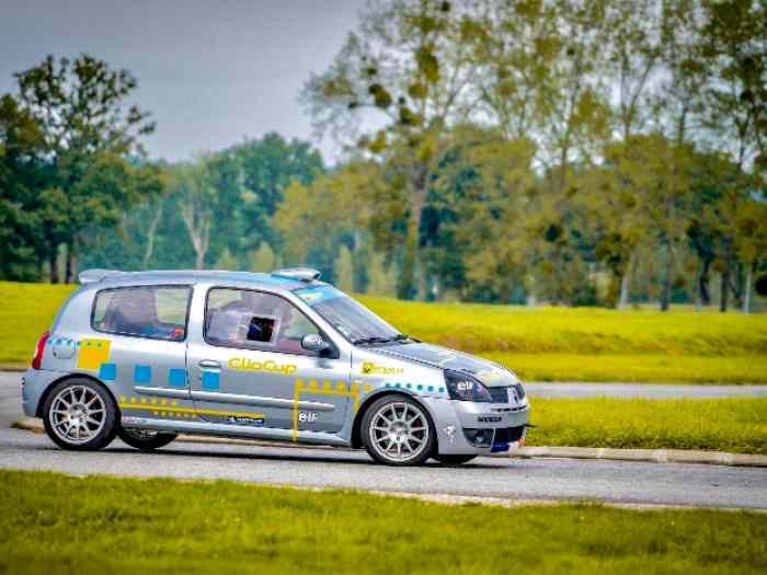 Vends Clio 2 rs, Phase 2 1