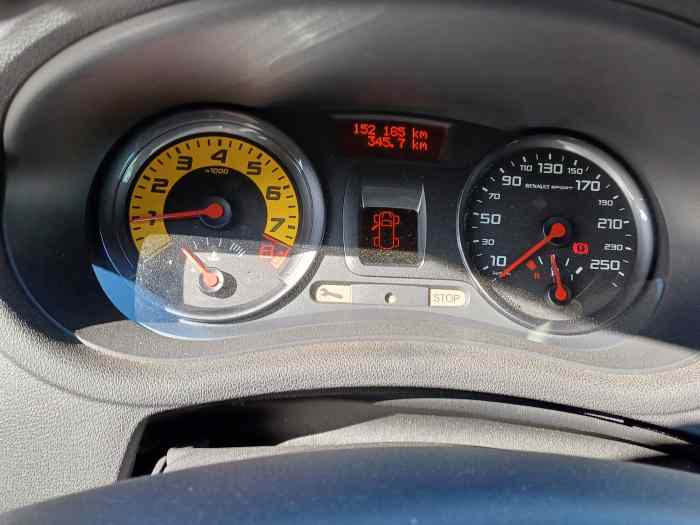 Clio 3 rs cup 2011 3