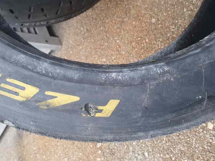 Pneus Pirelli RKW7A 17p 2