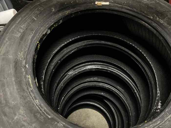 Pneus rallye Pirelli 14 pouces 1