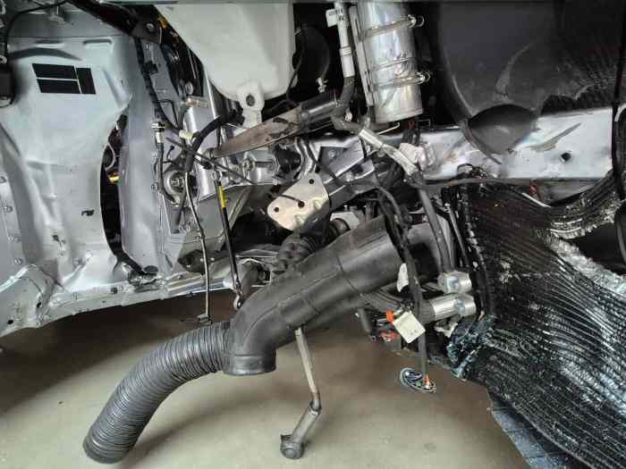 CHASSIS / COQUE GT4 #003/#005 4