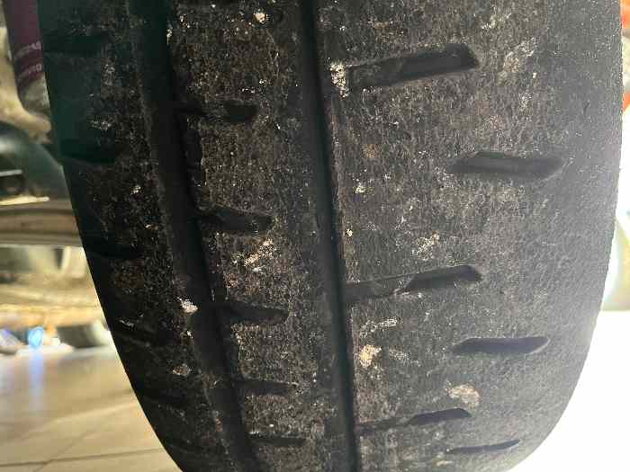 Hankook 18 z215
