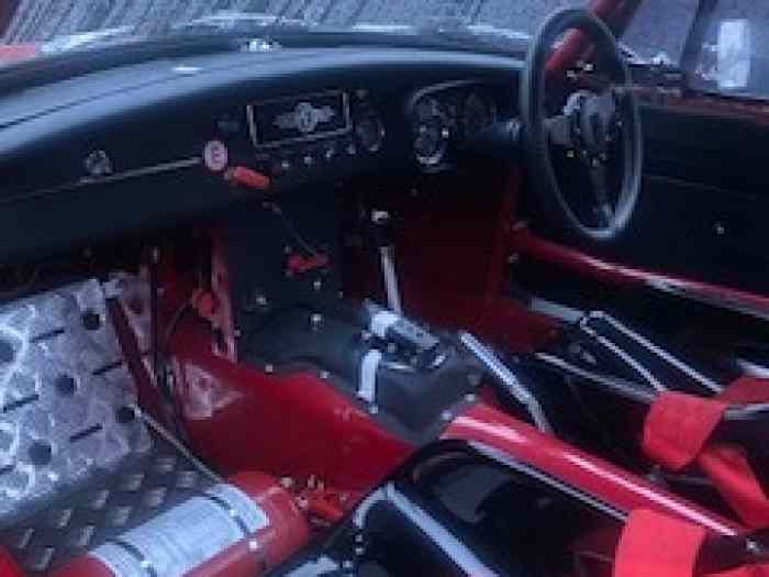Magnifique MGB FIA 3
