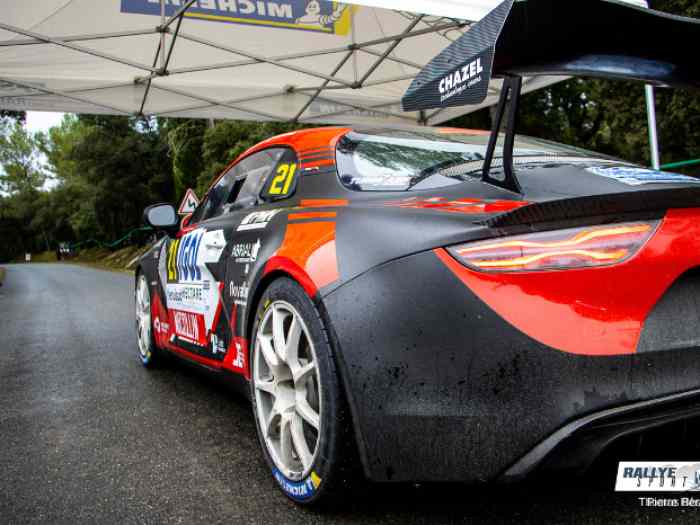 Tres belle ALPINE RGT cause rallye terre 2