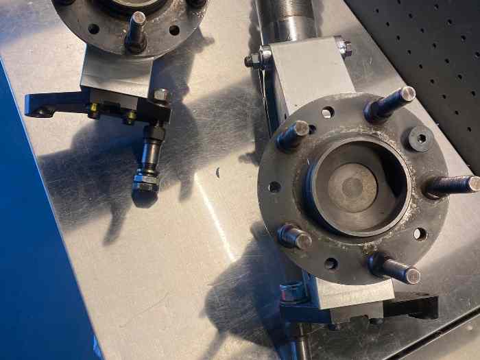 PIVOT ALU M3 GROUPE A complet avec freins 2