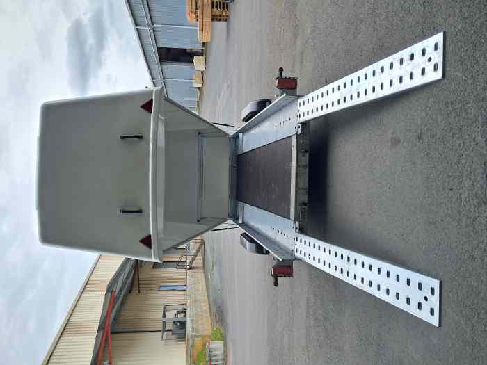 Remorque fermée porte voiture PRG TRAILERS MINISPORTER XL 3