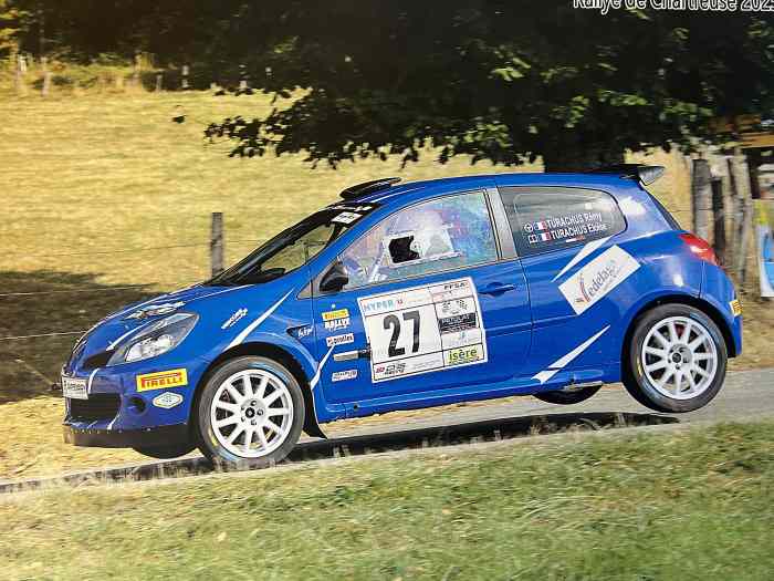 clio 3 F2000