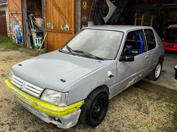 205 Rallye A5 à rénover