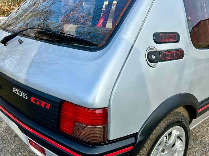 Peugeot 205 gti 180cv 5