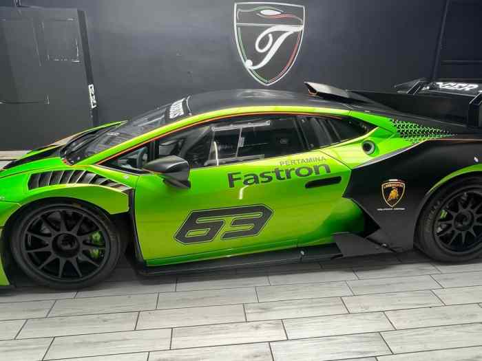 LAMBORGHINI Huracan Super Trofeo EVO 5