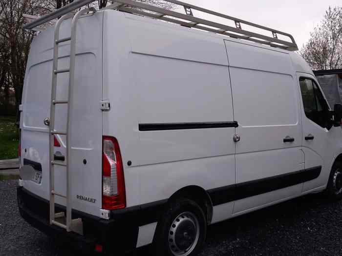 Renault Master 3 2,3L DCI 130 L2H2 2019 1