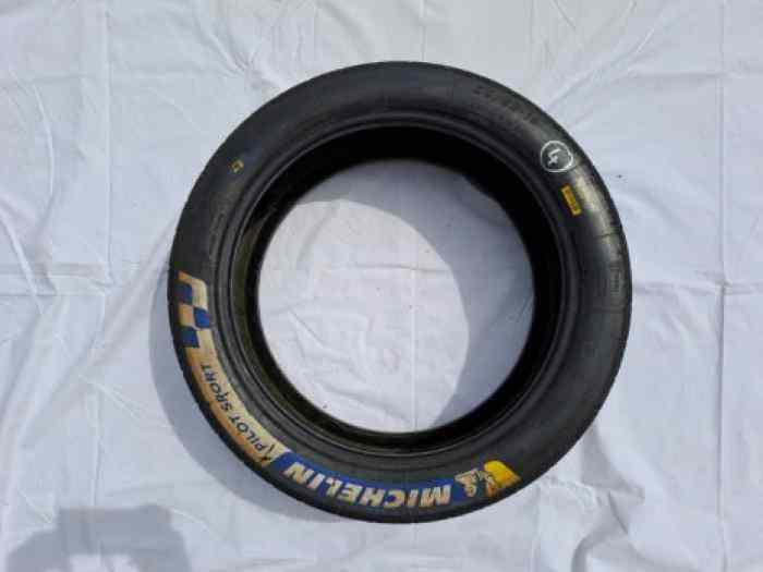 Pneus Michelin H30en 18p