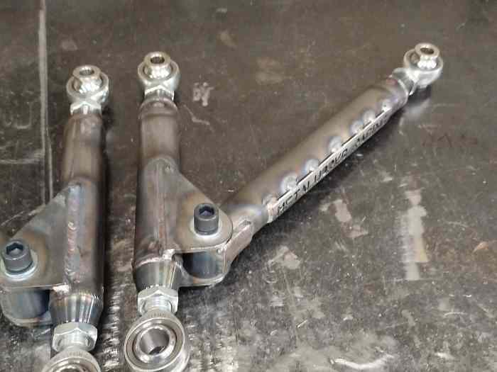 2 Triangle rotuler 206 S16 RC 3