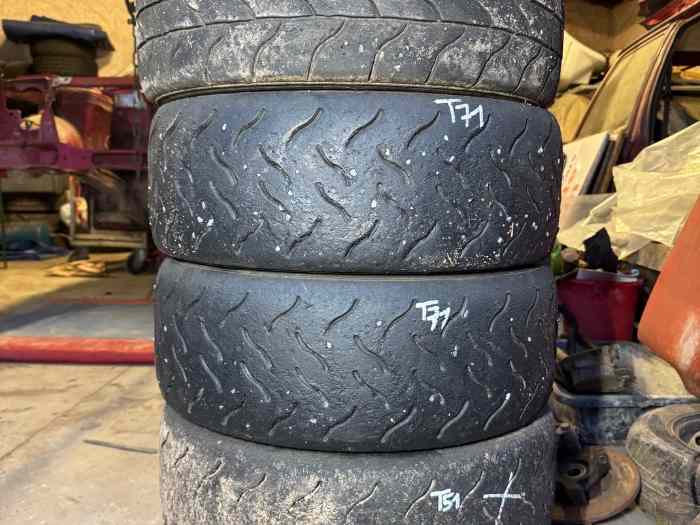 Vend pneu en 13 pouces hankook