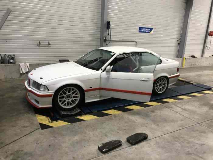 BMW M3 e36 3.0 groupe N 1