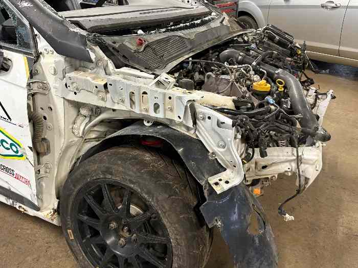 Clio rally5 accidenté