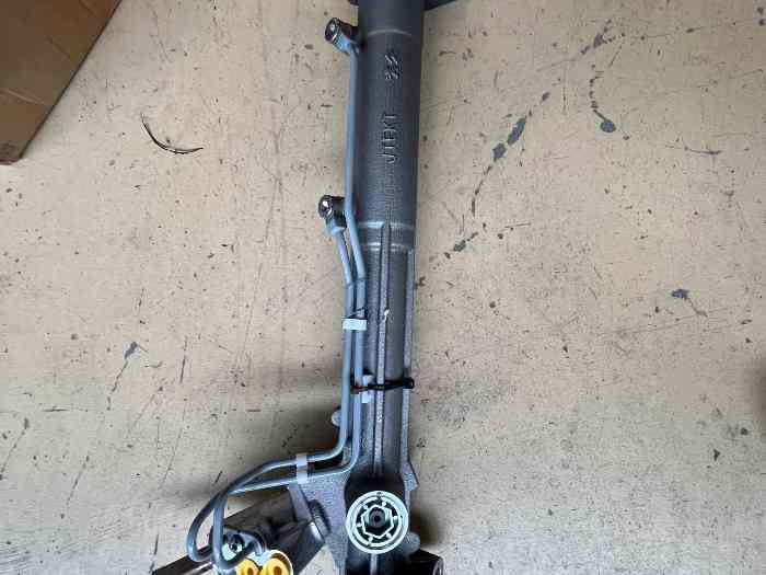 Crémaillère neuve 208 T16 ou DS3 R5