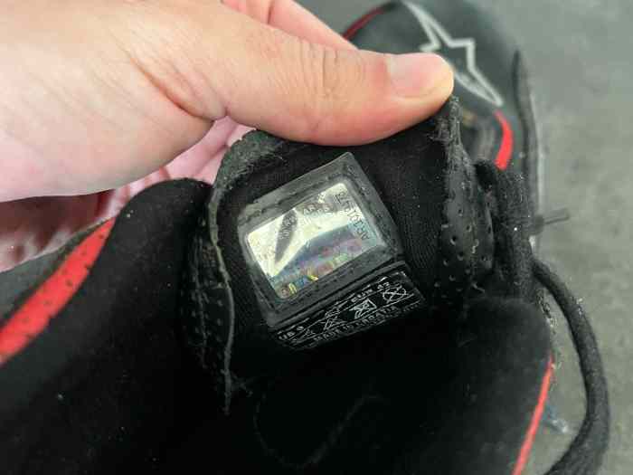 Bottines Alpinestars cuir taille 42 1