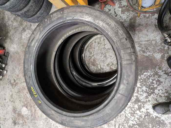 pirelli RE7 medium 1