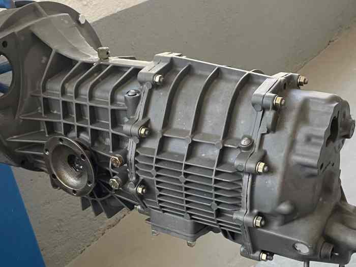 BOITE 915 CARTERS MAGNESIUM PORSCHE 91...