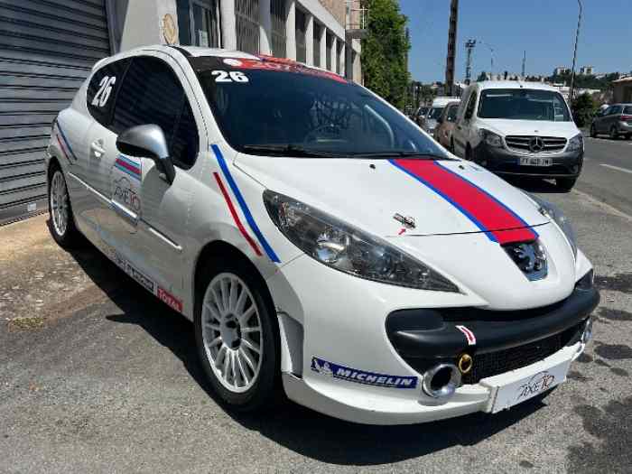 PEUGEOT 207 rencontres Peugeot sport 5