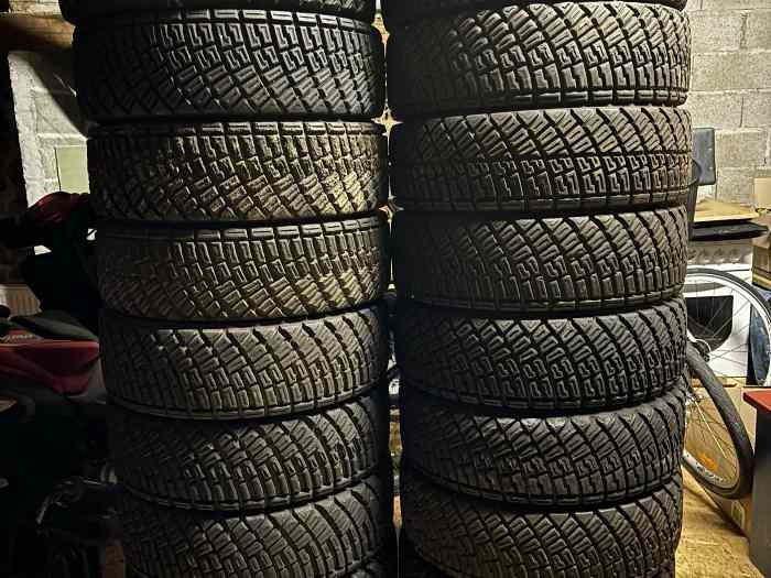 Pneus Terre Michelin 15