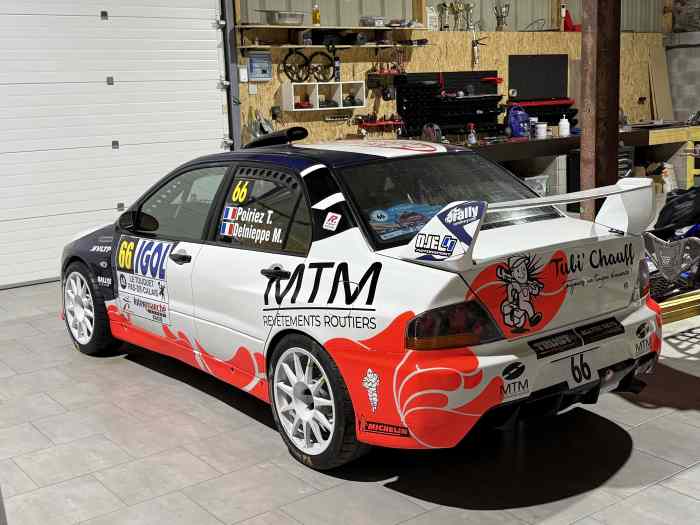 Mitsubishi evo 9 A8 2