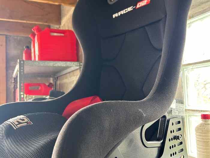 Siège baquet fibre GT2i x2 0