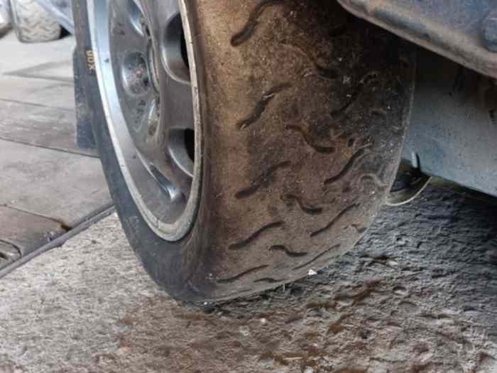 Pneus rallye 15 pouces