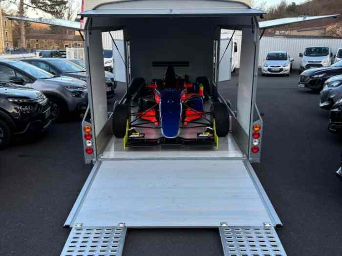 REMORQUE DEBON ROADSTER 1000 porte voiture fermé 1